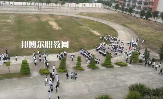 汕頭潮陽(yáng)區(qū)職業(yè)技術(shù)學(xué)校怎么樣、好不好