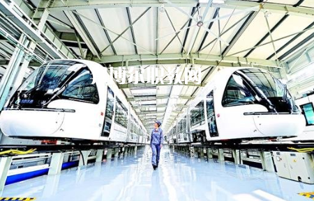 重慶2021年讀鐵路學?？梢钥即髮W嗎