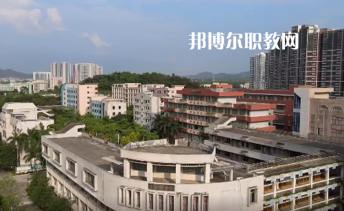 鶴山職業(yè)技術(shù)學(xué)校2021年學(xué)費(fèi)、收費(fèi)多少