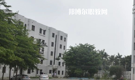 吳川職業(yè)高級中學(xué)怎么樣、好不好