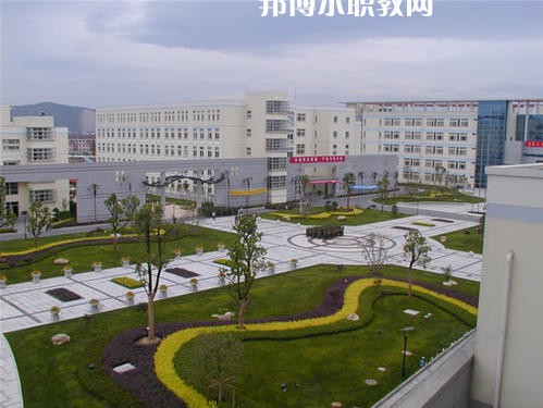 西昌現(xiàn)代職業(yè)技術(shù)學(xué)校2021年報(bào)名條件、招生要求