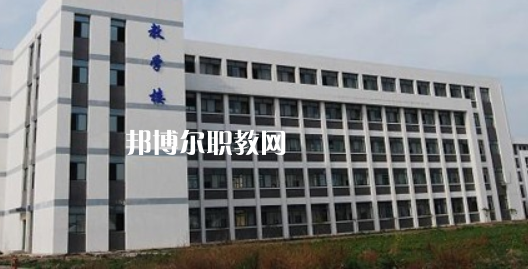 滁州市機(jī)械工業(yè)學(xué)校2021年報(bào)名條件、招生要求、招生對(duì)象 