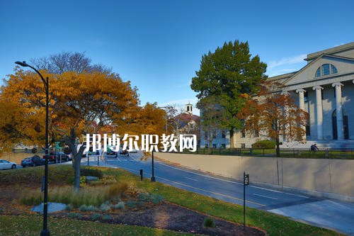 四川省工業(yè)設(shè)備安裝技工學(xué)校2021年報(bào)名條件、招生要求