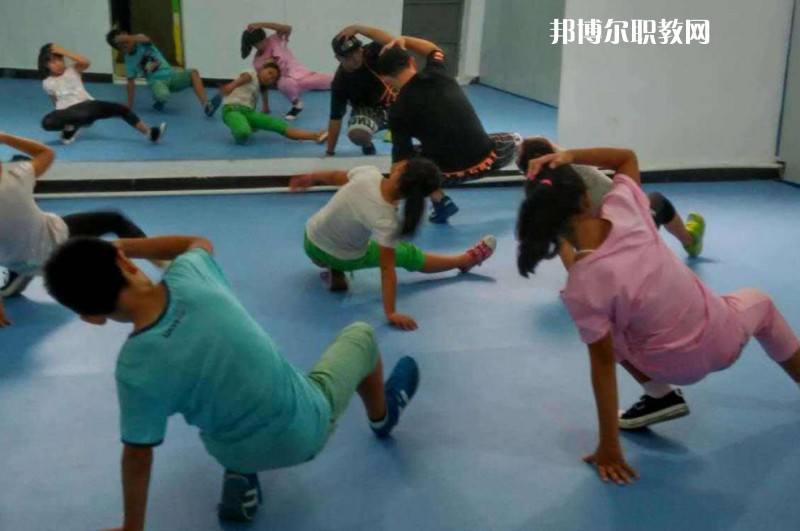 江蘇2021年在幼師學校學什么專業(yè)好