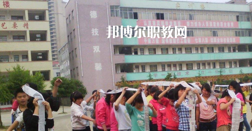 甕安鴻翔中等職業(yè)技術(shù)學(xué)校2021年報(bào)名條件、招生要求、招生對(duì)象