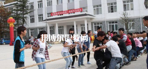 安順民族職業(yè)技術(shù)學(xué)校2021年報(bào)名條件、招生要求、招生對(duì)象