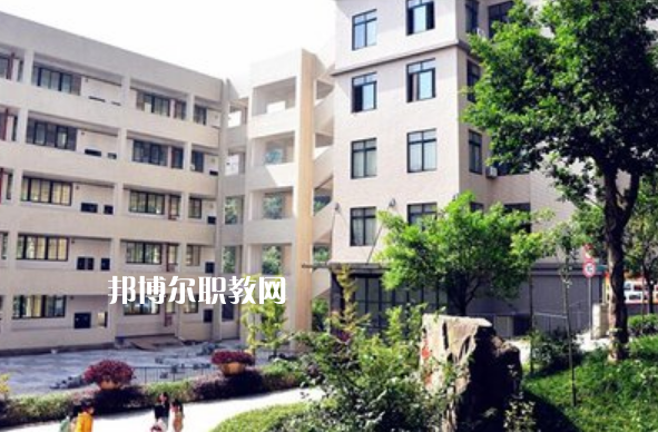 重慶2021年初中畢業(yè)讀中專(zhuān)學(xué)校好嗎