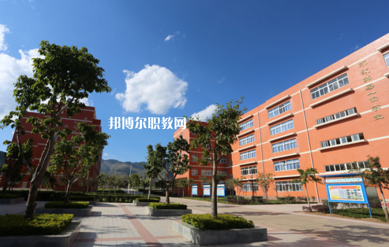 重慶2021年中專(zhuān)學(xué)校分?jǐn)?shù)線