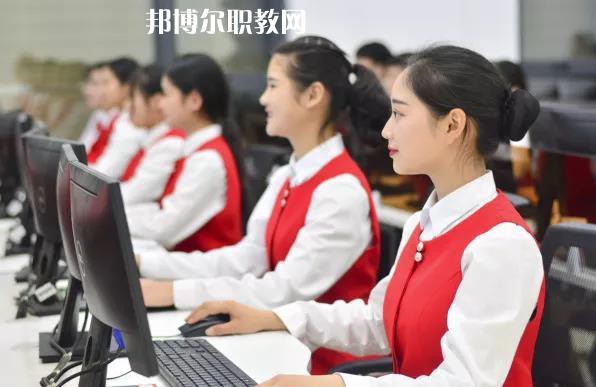 云龍縣民族職業(yè)高級中學(xué)怎么樣、好不好