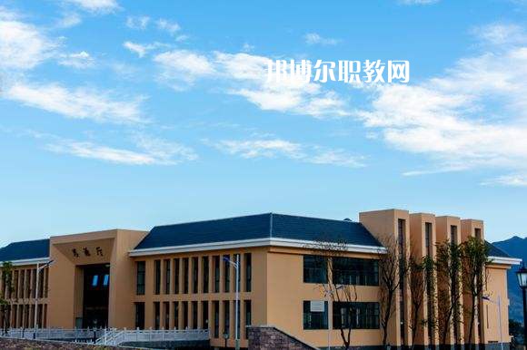 云龍縣民族職業(yè)高級中學(xué)網(wǎng)站網(wǎng)址