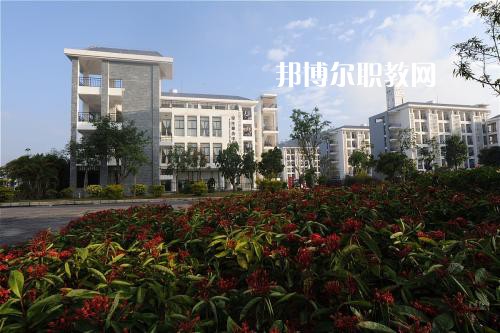 普洱農業(yè)學校2021年報名條件、招生要求、招生對象