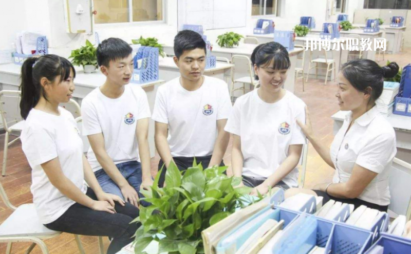 鳳慶縣職業(yè)高級(jí)中學(xué)2021年招生錄取分?jǐn)?shù)線(xiàn)