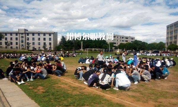宜良縣職業(yè)高級中學(xué)2021年學(xué)費(fèi)、收費(fèi)多少