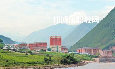 怒江州民族中等專業(yè)學校怎么樣、好不好