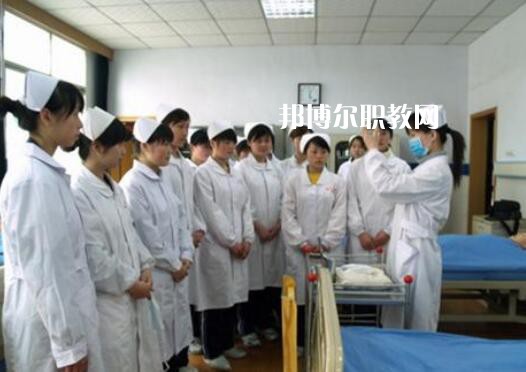 四川蜀都衛(wèi)生學(xué)校怎么樣、好不好