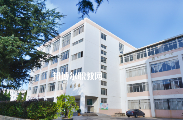 云南中醫(yī)藥中等專科學校2021年有哪些專業(yè)