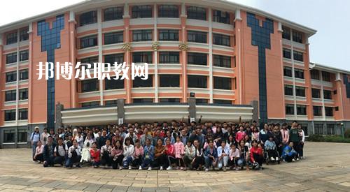 云南民族中等專業(yè)學(xué)校2021年報(bào)名條件、招生要求、招生對象