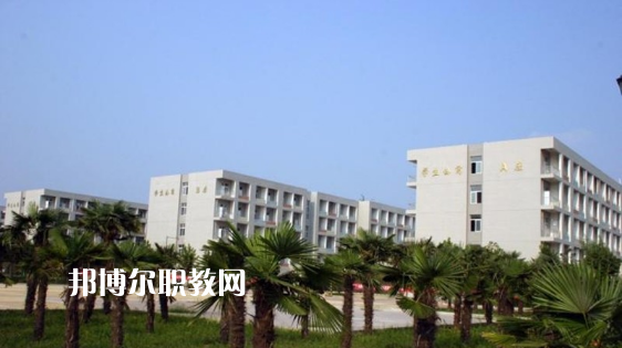 云南夏蒙衛(wèi)生學(xué)校怎么樣、好不好?