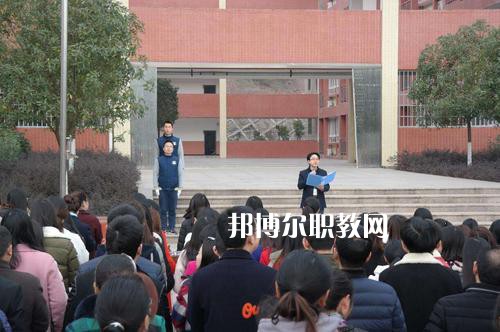 達(dá)縣亭子職業(yè)高級(jí)中學(xué)怎么樣、好不好