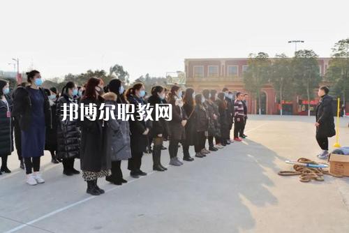四川五月花技師學(xué)院2021年學(xué)費(fèi)、收費(fèi)多少