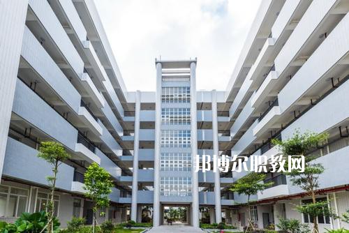 秦皇島市燕?？萍悸殬I(yè)學校2022年有哪些專業(yè)