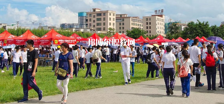 普寧科技職業(yè)技術(shù)學校地址在哪里
