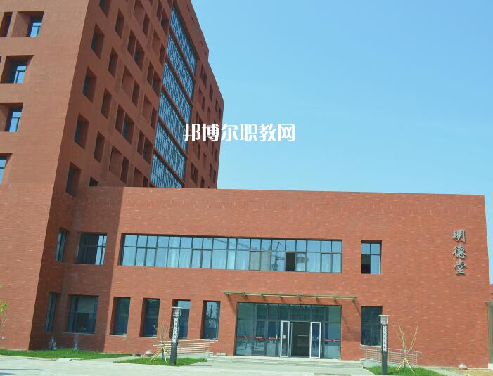 張家口機(jī)械工業(yè)學(xué)校2022年報(bào)名條件、招生要求、招生對(duì)象