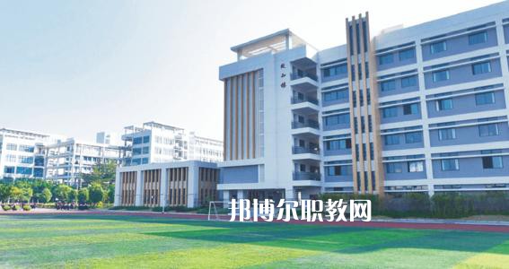  秦皇島市燕?？萍悸殬I(yè)學(xué)校2022年招生辦聯(lián)系電話