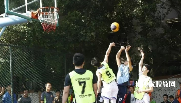 揭陽體育運(yùn)動學(xué)校2022年報(bào)名條件、招生要求、招生對象