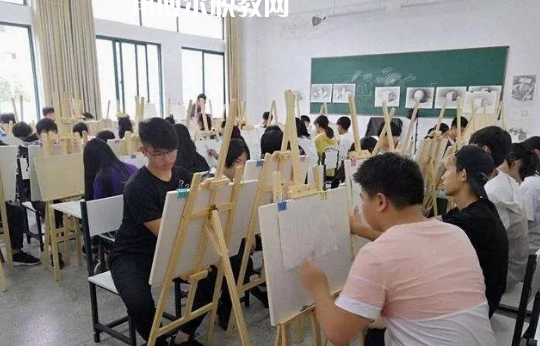 榆中縣職業(yè)教育中心2022年學(xué)費、收費多少