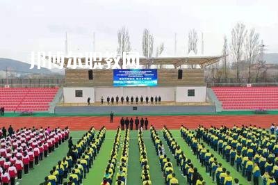 臨夏州民族學(xué)校2022年報名條件、招生要求、招生對象