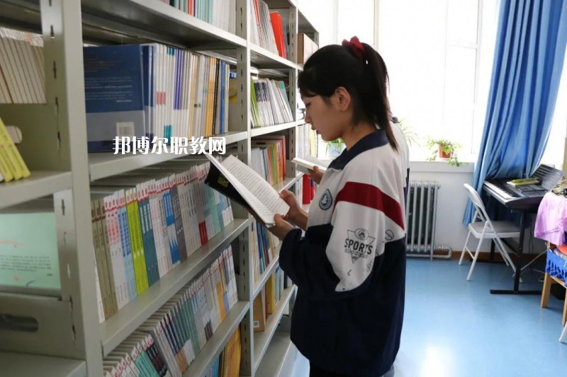 靖遠職業(yè)教育中心2022年報名條件、招生要求、招生對象