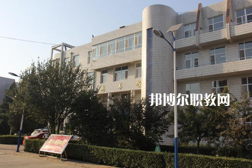 保定滿城職業(yè)技術(shù)教育中心2022年學(xué)費(fèi)、收費(fèi)多少
