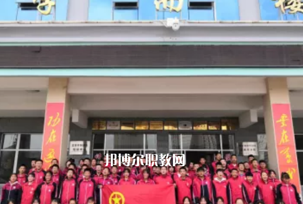 定西高級職業(yè)技術(shù)學校2022年報名條件、招生要求、招生對象 
