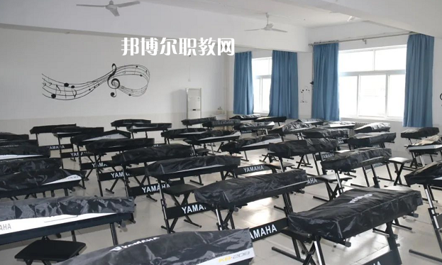 渭南華州區(qū)職業(yè)教育中心2022年報名條件、招生要求、招生對象