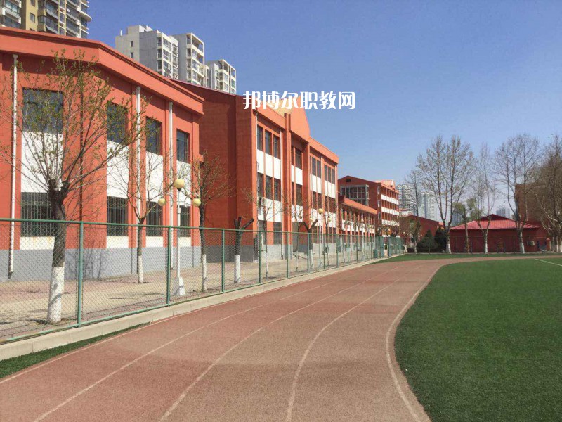 秦皇島渤?？萍贾械葘I(yè)學(xué)校2022年招生簡章