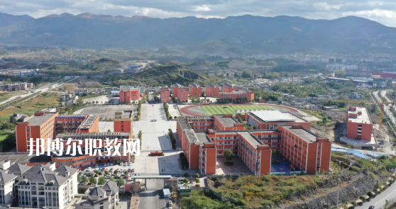 正安中等職業(yè)學校2022年招生辦聯(lián)系電話