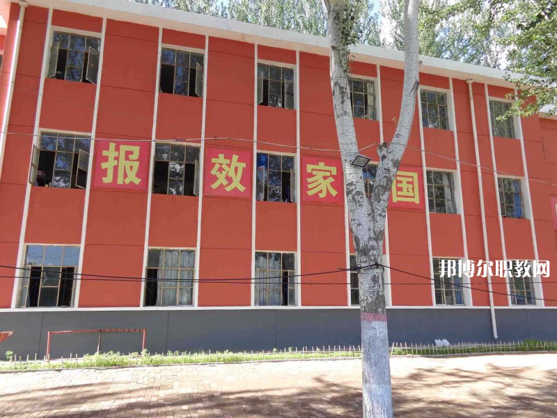 張家口新世紀職業(yè)學(xué)校2022年報名條件、招生要求、招生對象