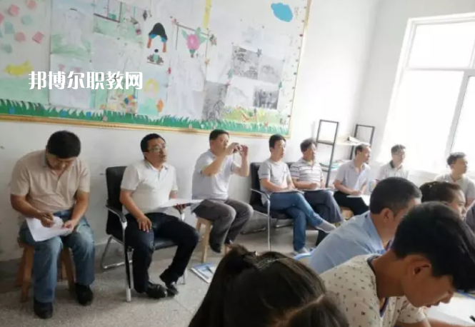 舟曲縣職業(yè)中學(xué)2022年招生辦聯(lián)系電話(huà)
