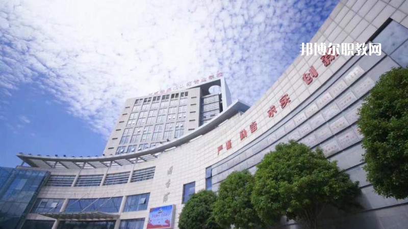 江蘇省吳中中等專業(yè)學(xué)校2022年報(bào)名條件、招生要求、招生對(duì)象