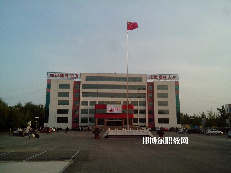 臨夏農業(yè)學校2022年招生辦聯系電話