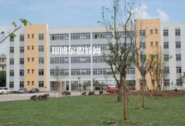 四川省廣漢市職業(yè)中專學(xué)校2022年報(bào)名條件、招生對(duì)象、招生要求