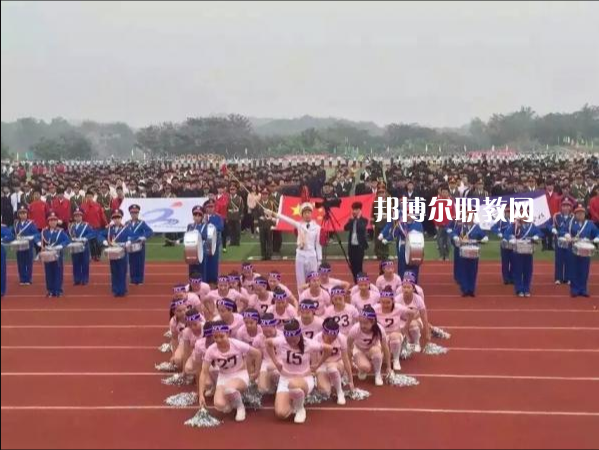 長安汽車(集團(tuán))有限責(zé)任公司技工學(xué)校2022年學(xué)費、收費多少