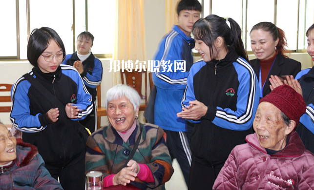 銅仁碧江中等職業(yè)學(xué)校2022年報(bào)名條件、招生要求、招生對(duì)象