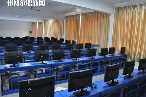 四川省信息通信學(xué)校2022年報名條件、招生對象、招生要求