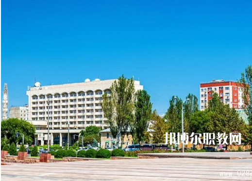 閬中旅游學(xué)校2022年報名條件、招生要求、招生對象