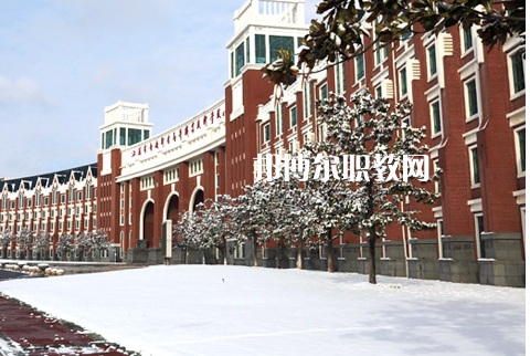 南通衛(wèi)生高等職業(yè)技術(shù)學(xué)校2022年學(xué)費(fèi)、收費(fèi)多少
