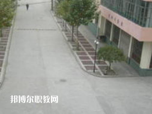 蘭州鐵路機械學(xué)校2022年報名條件、招生要求、招生對象