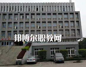 重慶農(nóng)業(yè)學(xué)校2022年報(bào)名條件、招生要求、招生對(duì)象