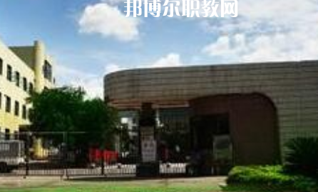 西昌第一職業(yè)技術(shù)中學(xué)2022年報(bào)名條件、招生要求、招生對(duì)象
